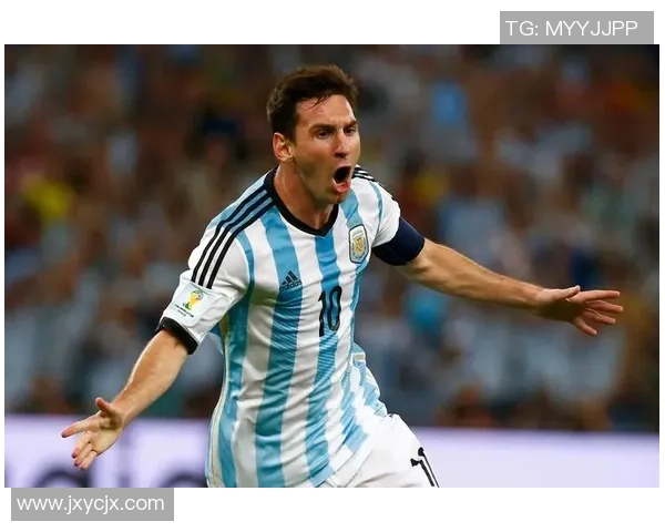 足球历史上成就最高的球星是谁他如何定义了这个时代的足球荣耀