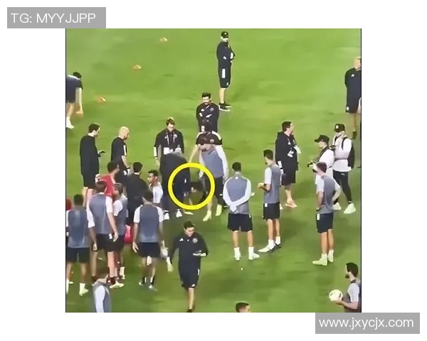 足球巨星陨落背后的心碎故事点燃无数球迷的伤感情怀